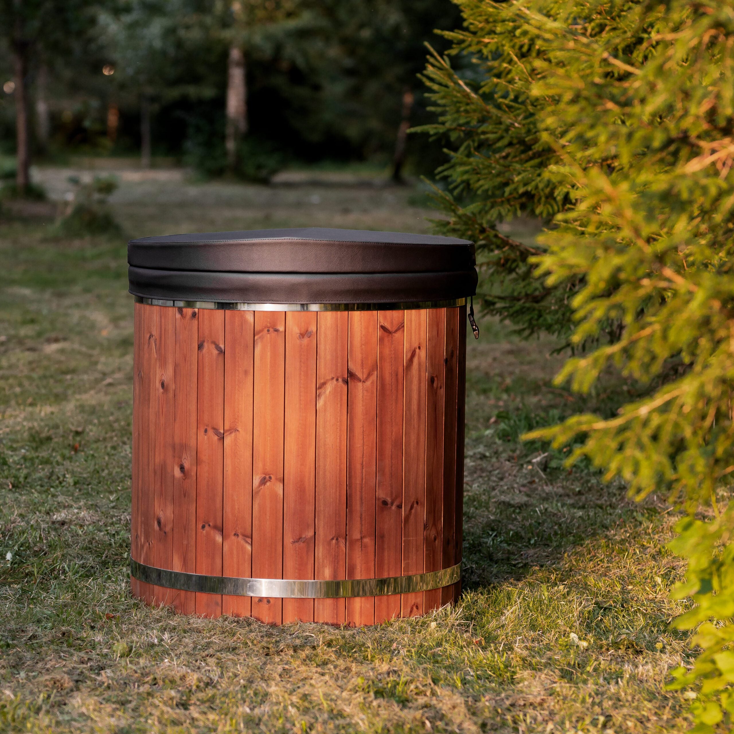 Premium Arctic Tub